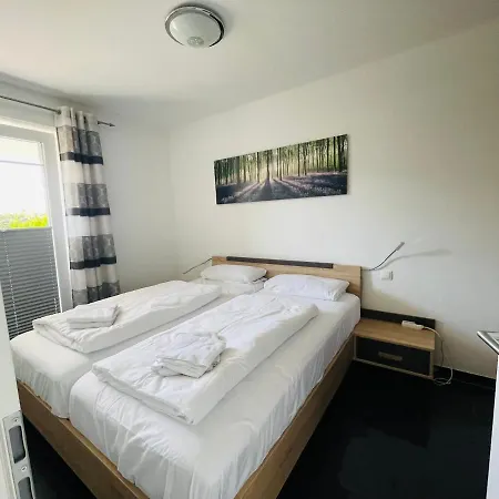 公寓 Aminas Ferienwohnung 3, Blankwasserweg 57